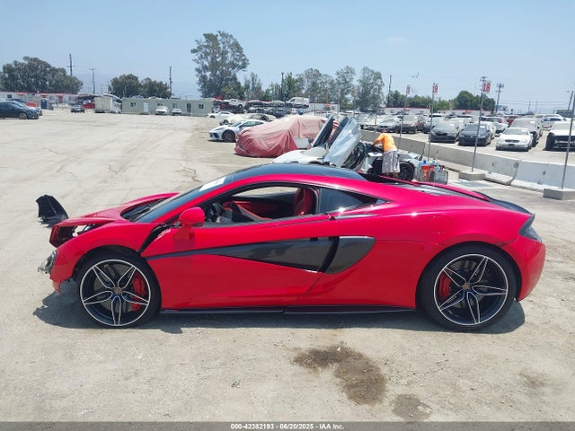 Mclaren 570S 2017 SBM13DAA1HW003225 Image 14