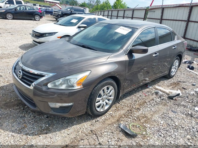 Nissan Altima 2.5 S 2015 1N4AL3AP8FC463283 Image 2
