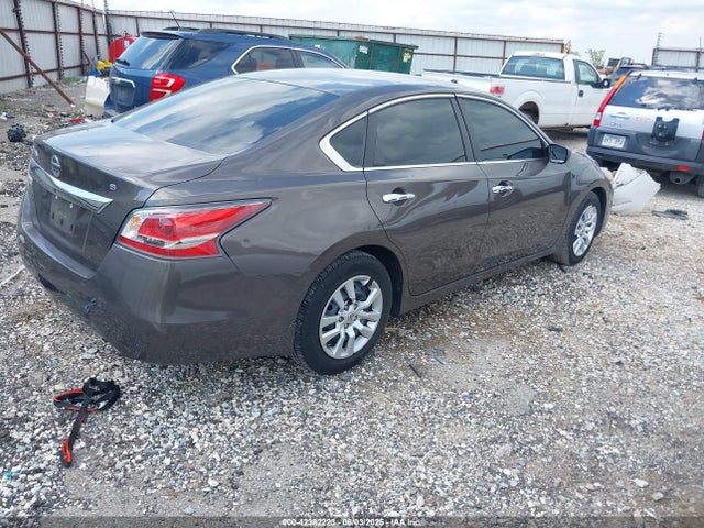 Nissan Altima 2.5 S 2015 1N4AL3AP8FC463283 Image 4