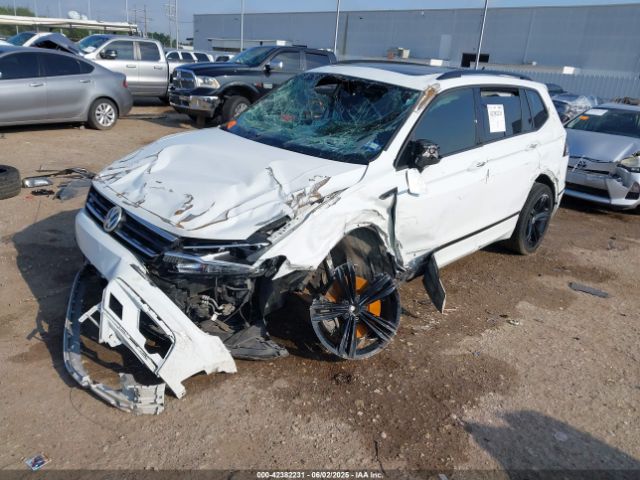 2019 VOLKSWAGEN TIGUAN 3VV2B7AX3KM178008 Photo 1