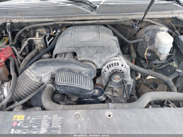 1GNSCBE08ER193058 Chevrolet Tahoe Lt