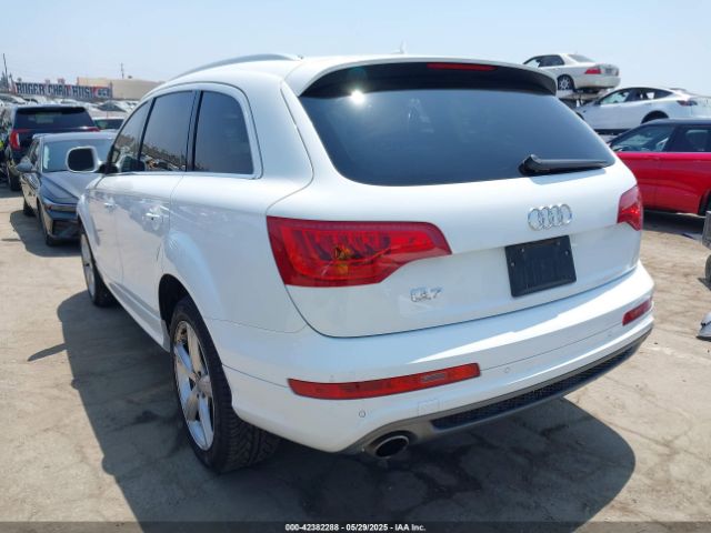 2011 AUDI Q7 WA1DGBFE0BD004390 Photo 2