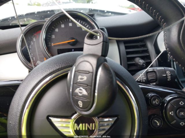 2017 MINI HARDTOP WMWXP5C34H2D16935 Photo 10