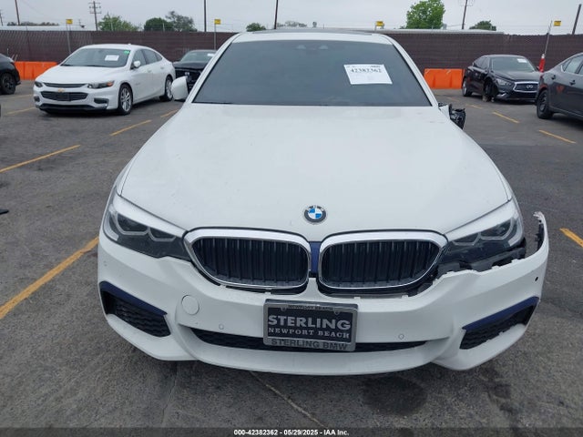 WBAJE7C55KWW43530 BMW 540I