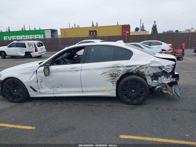WBAJE7C55KWW43530 BMW 540I