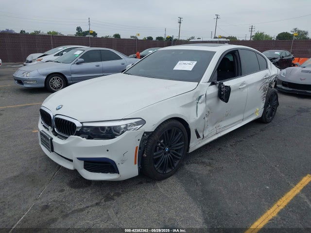 WBAJE7C55KWW43530 BMW 540I