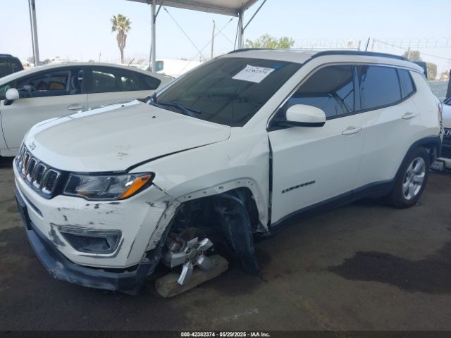 3C4NJCBB8LT141375 Jeep 2020