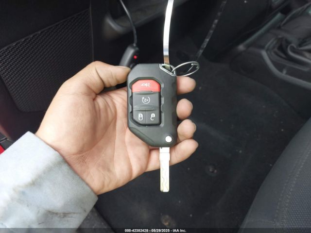 2023 JEEP GLADIATOR 1C6HJTAG4PL544871 Photo 10