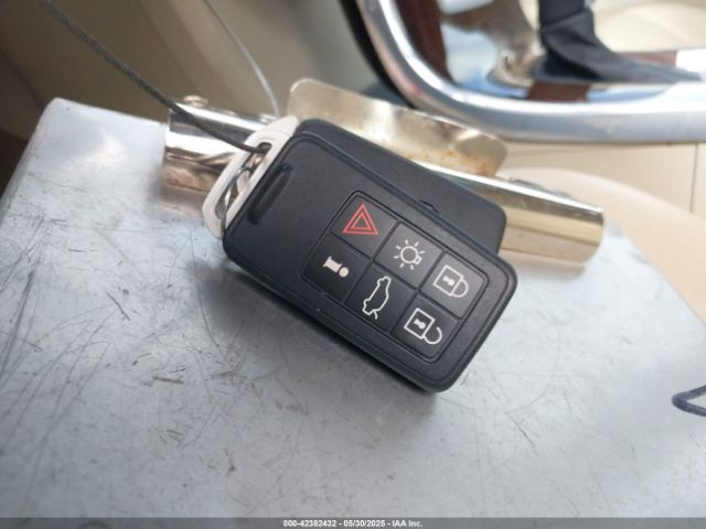 2013 VOLVO S60 YV1612FS7D2232224 Photo 10