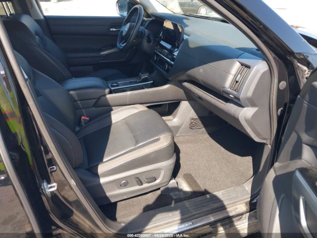 5N1DR3CC3PC225385 Nissan Pathfinder Sl 4wd
