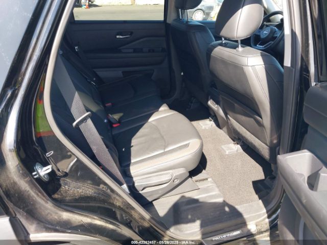 5N1DR3CC3PC225385 Nissan Pathfinder Sl 4wd