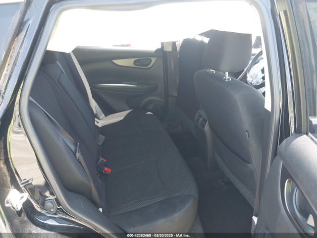 JN1BJ1CP6JW195625 Nissan ROGUE SPORT