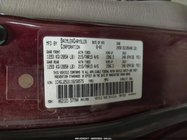 2001 CHRYSLER VOYAGER 1C4GJ25311B258575 Photo 8