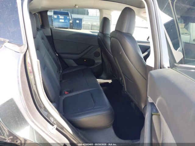 2024 TESLA MODEL Y 7SAYGDED9RF091854 Photo 7