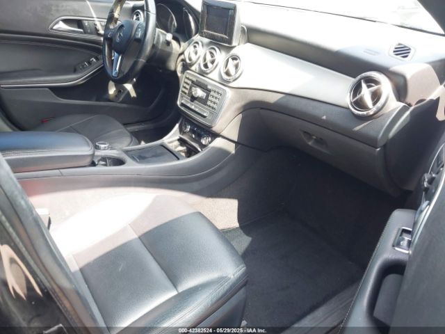 2014 MERCEDES-BENZ CLA 250 WDDSJ4EB3EN040337 Photo 4