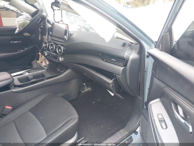 3N1AB8CV8RY357887 Nissan Sentra