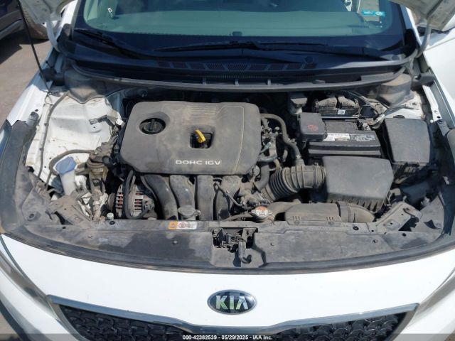 3KPFK4A73JE168571 KIA FORTE LX