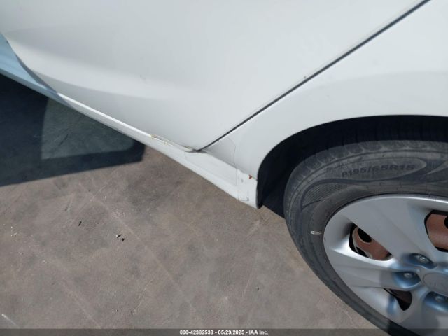 3KPFK4A73JE168571 KIA FORTE LX