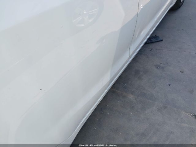 3KPFK4A73JE168571 KIA FORTE LX