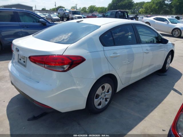 3KPFK4A73JE168571 KIA FORTE LX
