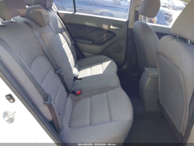 3KPFK4A73JE168571 KIA FORTE LX