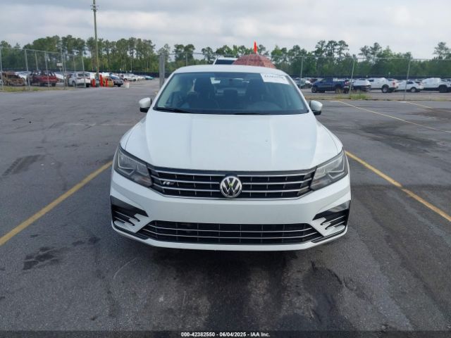 1VWAA7A39JC016259 Volkswagen Passat 2.0t R-line/2.0t S