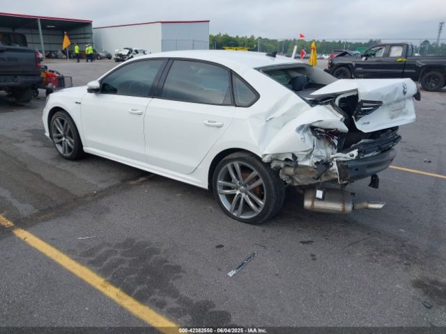 1VWAA7A39JC016259 Volkswagen Passat 2.0t R-line/2.0t S