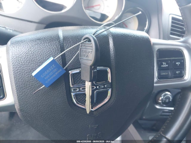 42382558 :رقم المزاد ، 2C3CDYAG7DH704987 vin ، 2013 Dodge Challenger Sxt مزاد بيع