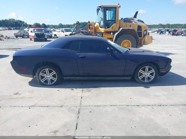 42382558 :رقم المزاد ، 2C3CDYAG7DH704987 vin ، 2013 Dodge Challenger Sxt مزاد بيع