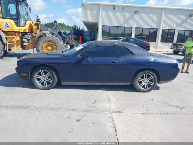 42382558 :رقم المزاد ، 2C3CDYAG7DH704987 vin ، 2013 Dodge Challenger Sxt مزاد بيع