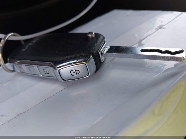 3KPF24AD8RE752241 KIA mpi nu