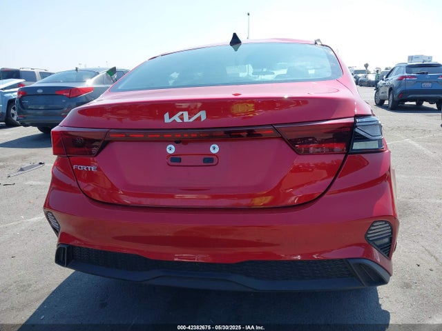 3KPF24AD8RE752241 KIA mpi nu