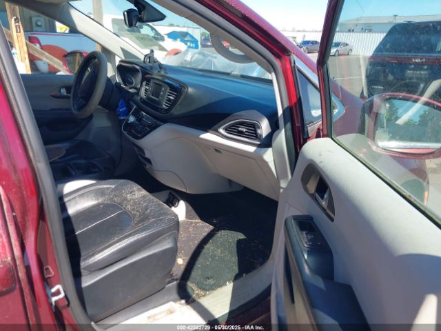 2017 CHRYSLER PACIFICA 2C4RC1BG5HR613215 Photo 4
