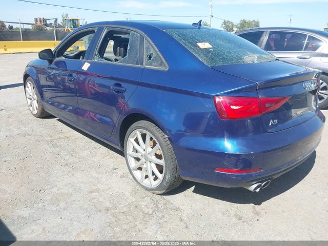 2016 AUDI A3 WAUA7GFF1G1057927 Photo 2