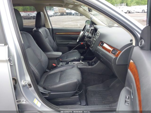 2014 MITSUBISHI OUTLANDER JA4JZ4AX3EZ013934 Photo 4