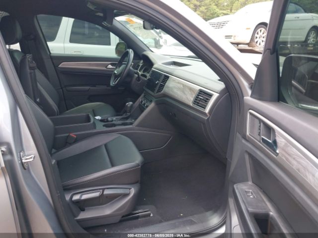 2020 VOLKSWAGEN ATLAS CROSS SPORT 1V21E2CA4LC210687 Photo 4