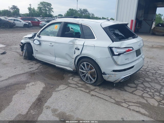 2021 AUDI Q5 WA1F2AFY0M2008997 Photo 2
