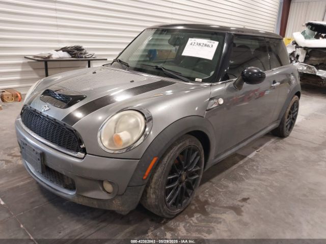 2008 MINI COOPER S WMWMF73568TT87094 Photo 1