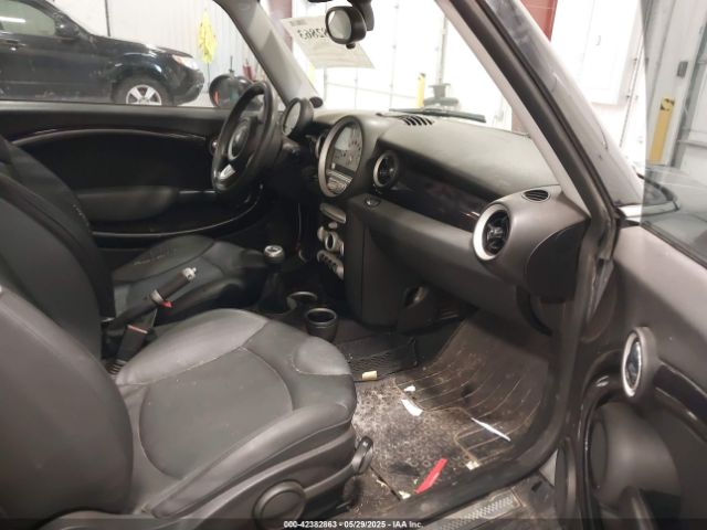 2008 MINI COOPER S WMWMF73568TT87094 Photo 4