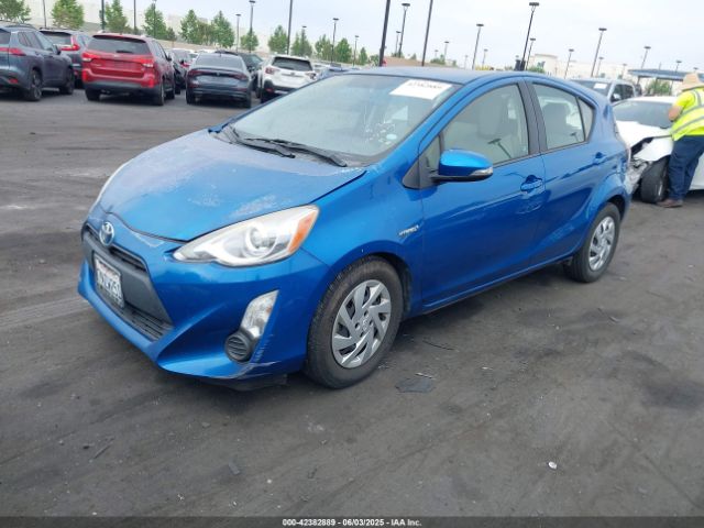JTDKDTB34F1111966 Toyota Prius C One