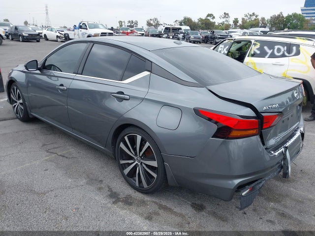Nissan Altima 2019 1N4BL4CV2KC178255 Image 3