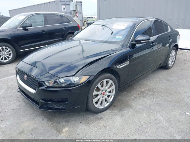 2019 JAGUAR XE SAJAR4FX2KCP47494 Photo 1