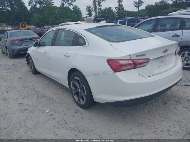 1G1ZD5ST5NF107140 Chevrolet Malibu Fwd Lt