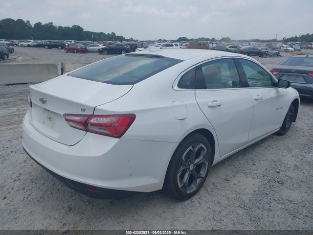 1G1ZD5ST5NF107140 Chevrolet Malibu Fwd Lt