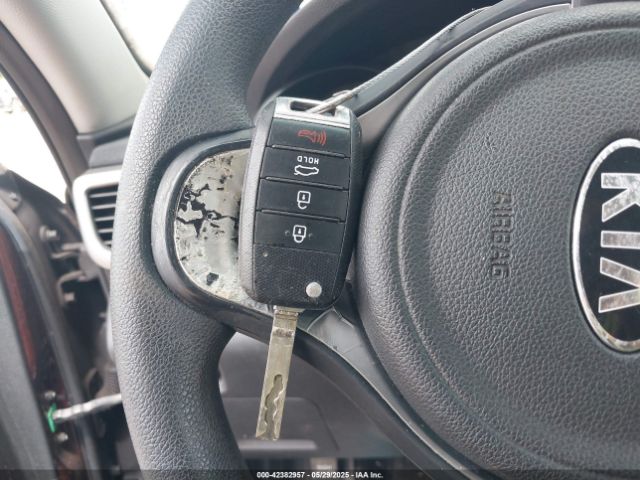 2016 KIA OPTIMA 5XXGT4L33GG047664 Photo 10