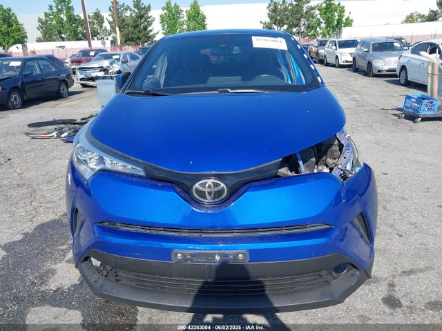 NMTKHMBX1JR027627 Toyota 3zr-fae