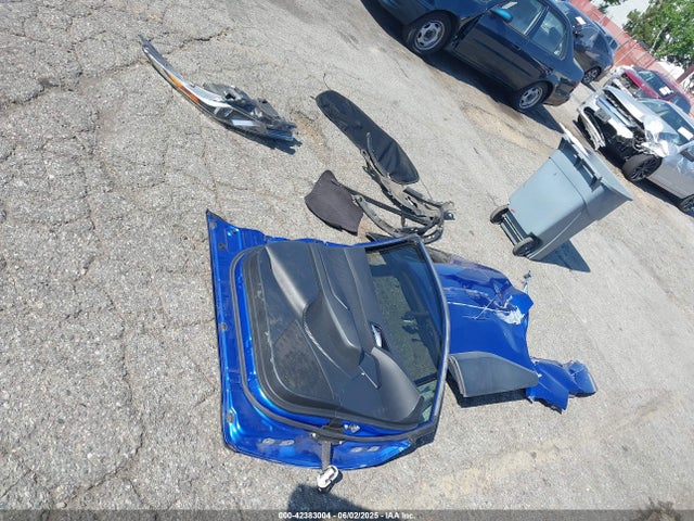 NMTKHMBX1JR027627 Toyota 3zr-fae