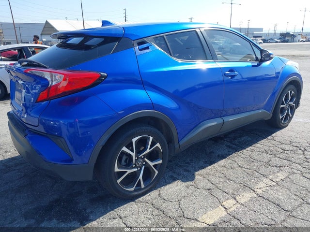 NMTKHMBX1JR027627 Toyota 3zr-fae