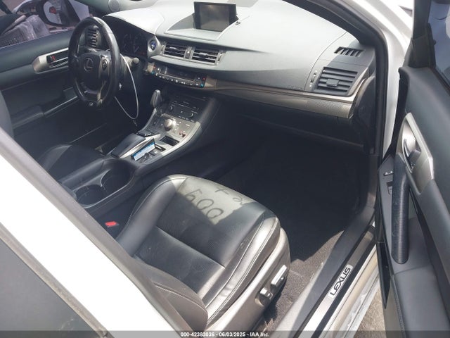 Lexus 2zr-fxe+3jm 2017 JTHKD5BH4H2283160 Image 5