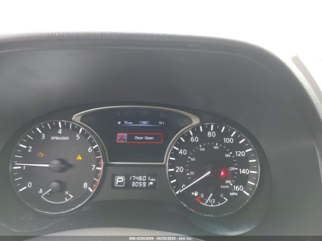 5N1AR2MM5EC704408 Nissan Pathfinder S